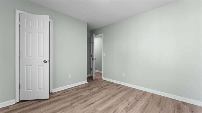 Building Photo - 4383 Mitchell Hill Dr