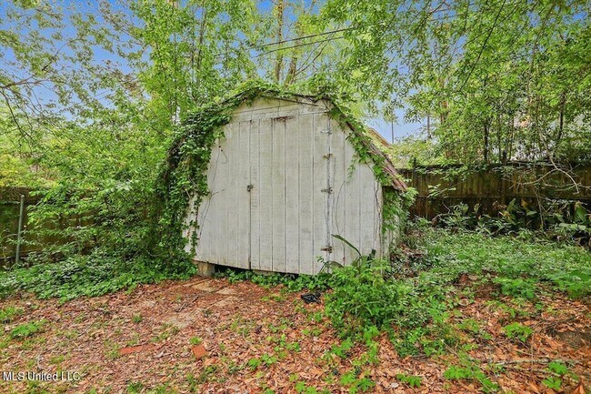 Building Photo - 1315 Kimwood Dr