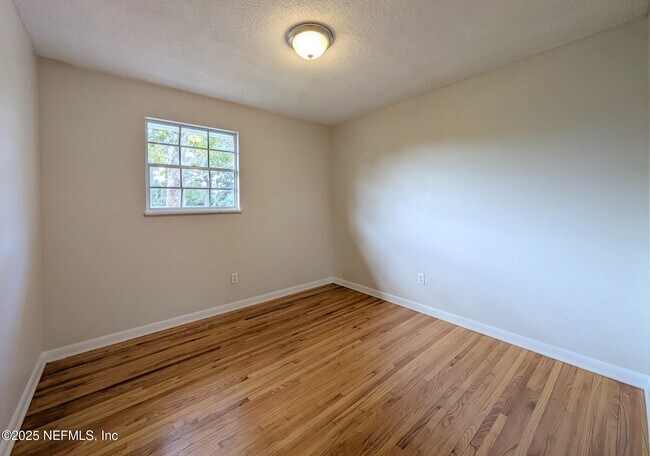 Building Photo - 5091 Somersby Rd