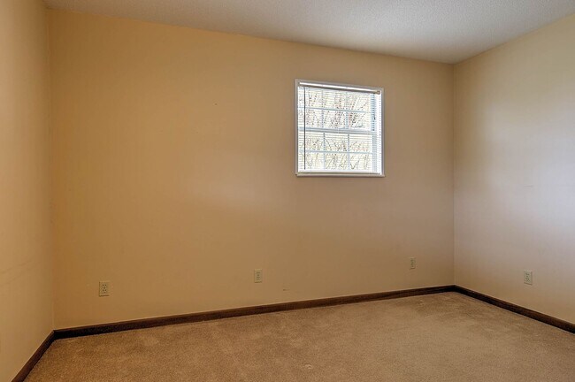 Building Photo - 307 Cypress St