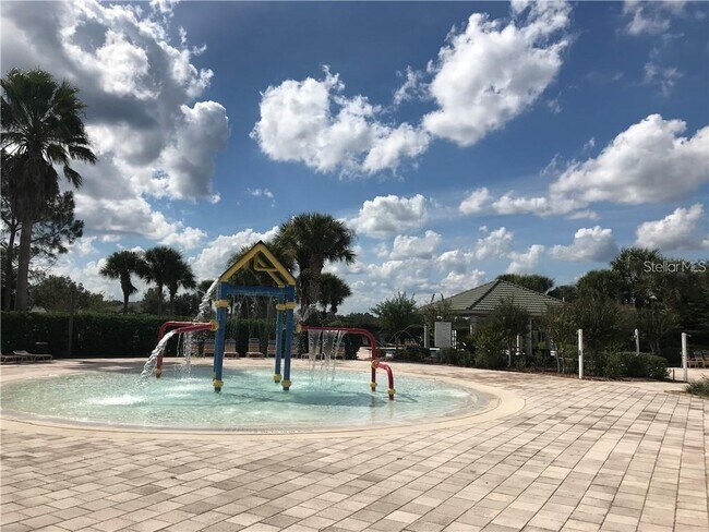 Building Photo - 15903 Bay Vista Dr