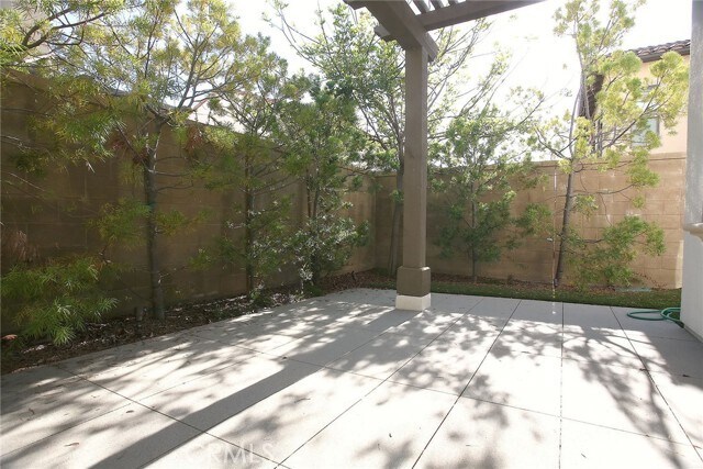 Building Photo - 125 Full Sun