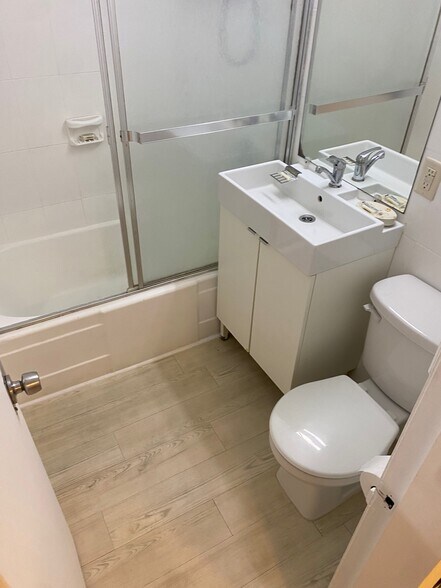 Building Photo - 7300 Ocean Ter