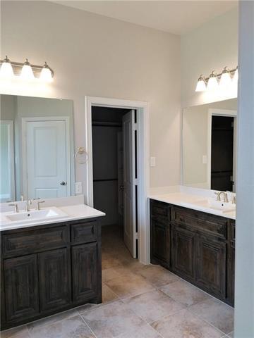 Building Photo - 811 Knox Dr