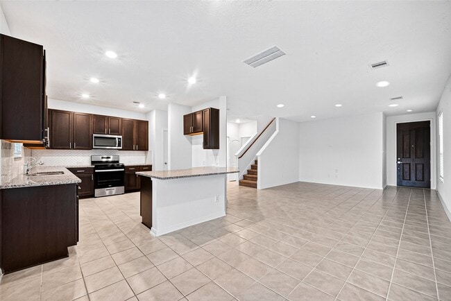 Building Photo - 15723 Autumn Chicory Dr