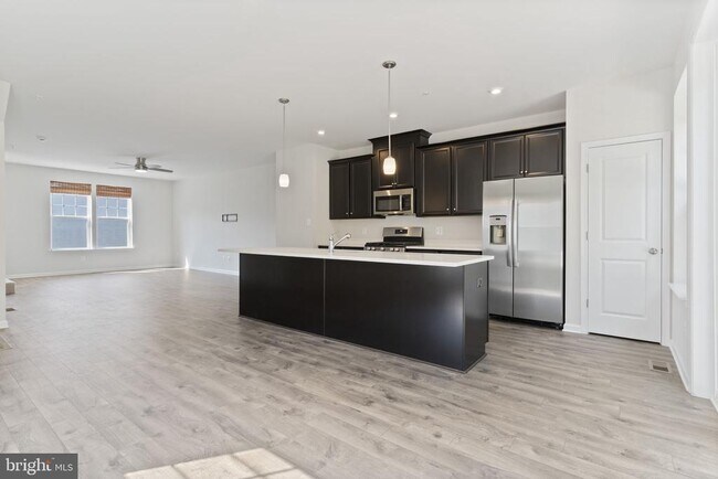 Building Photo - 44042 Eucalyptus Way