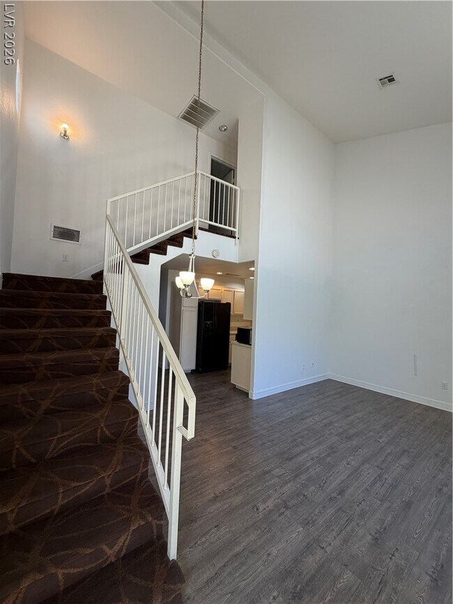 Building Photo - 5264 Sacha Way