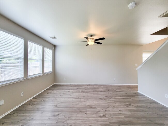 Building Photo - 3014 Loganberry Park Ln