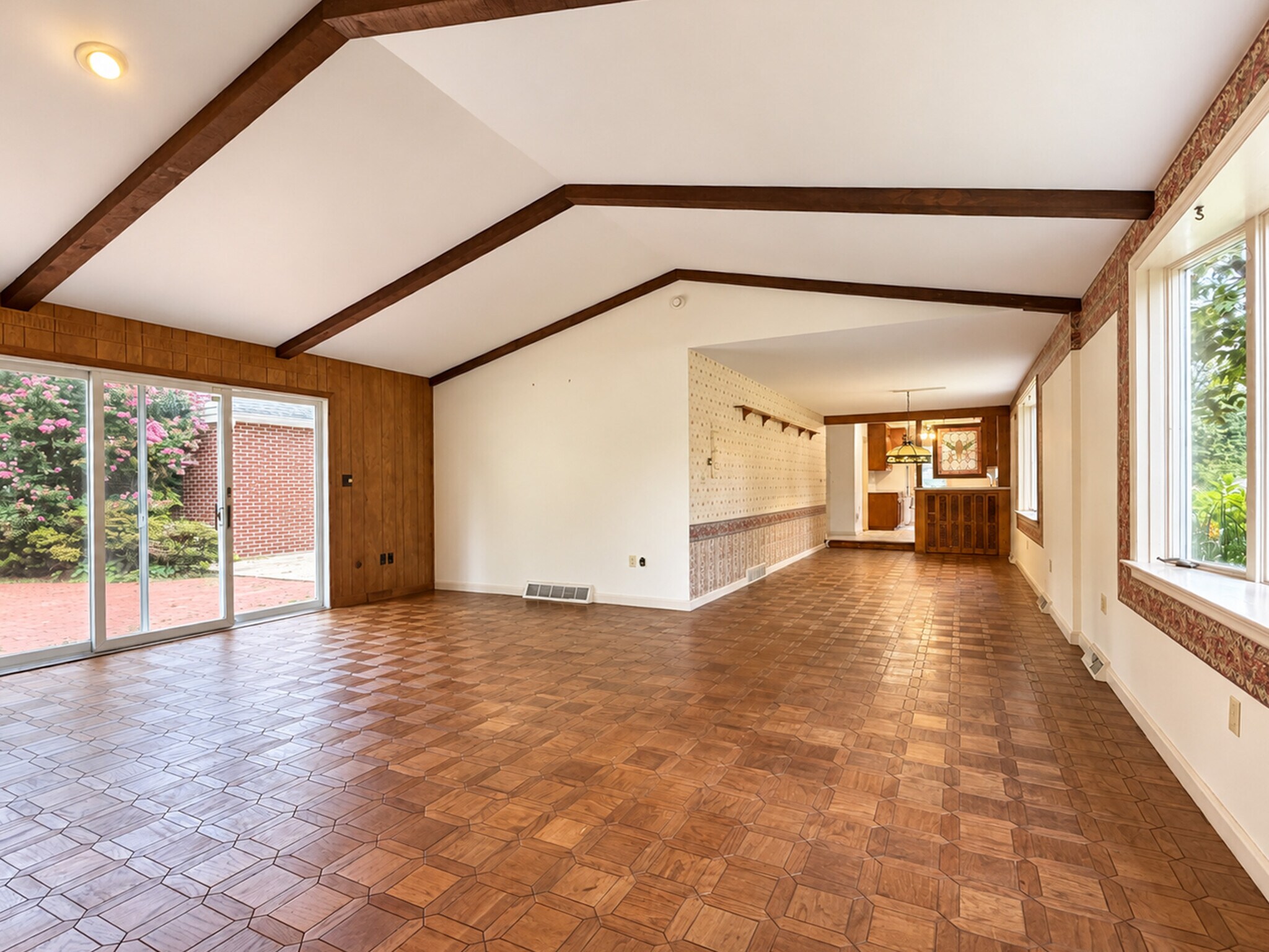 Building Photo - 156 Conestoga Blvd