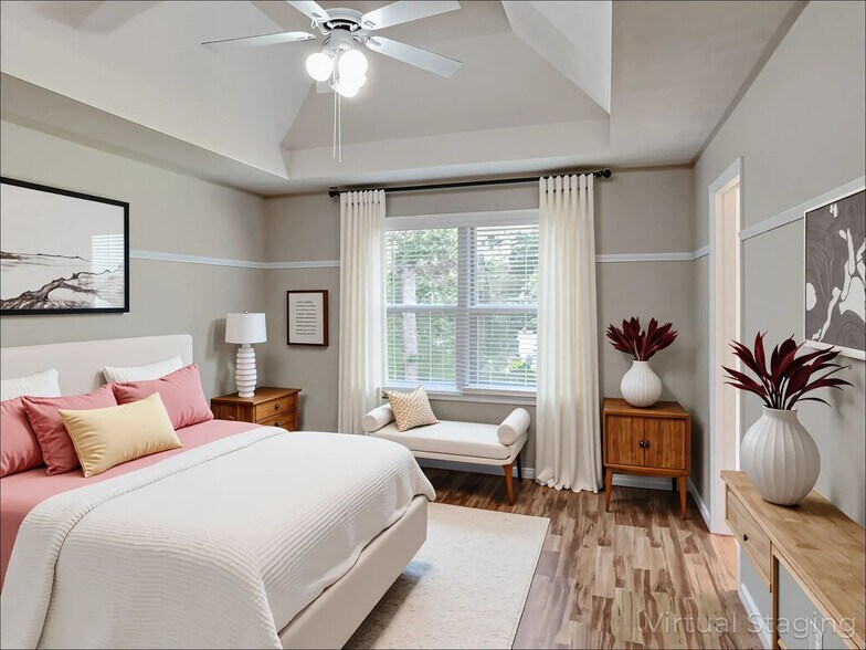 Building Photo - 495 Princeton Dr