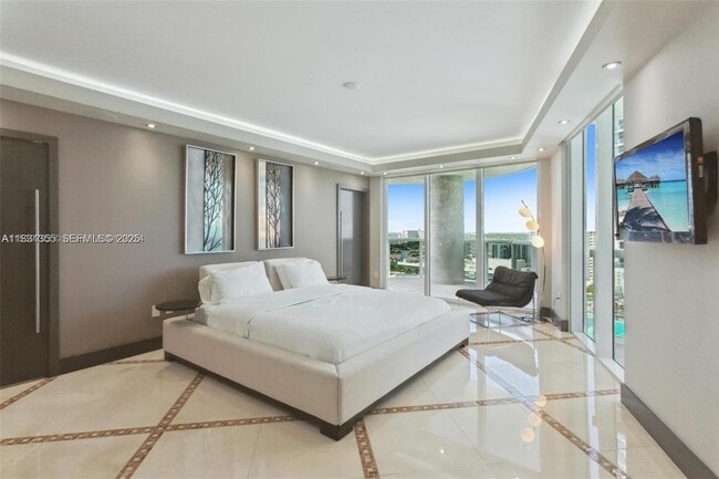 Building Photo - 1800 S Ocean Dr