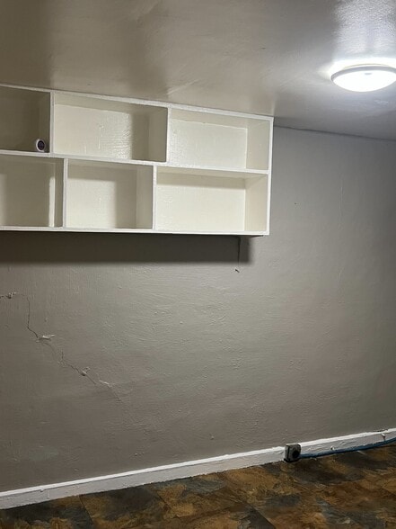 Building Photo - 812 31st Ave N