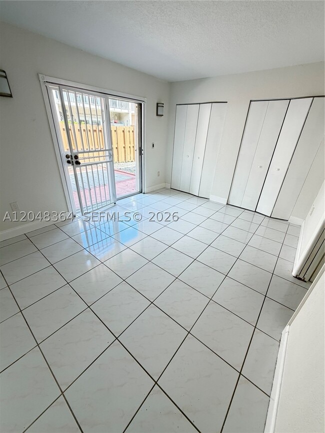 Building Photo - 6926 NW 166th Terrace