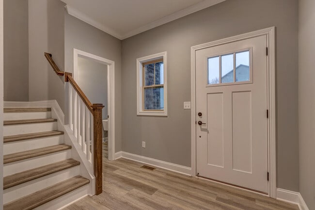 Building Photo - 187 Westwoods Dr