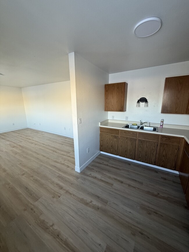 Building Photo - 3712 Swenson Ave