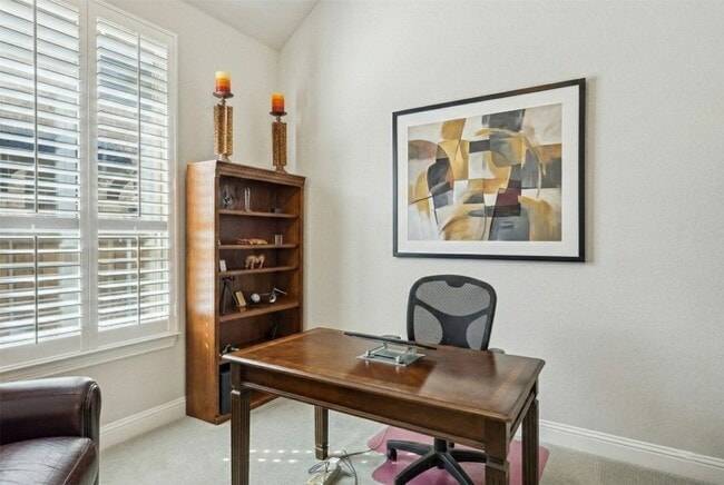 Building Photo - 950 Gentle Knoll Ln