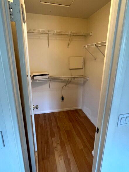 Building Photo - 1840 Spring Straw Ln