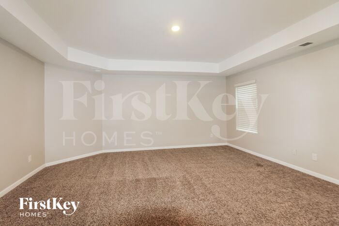 Building Photo - 2082 Massey Ln