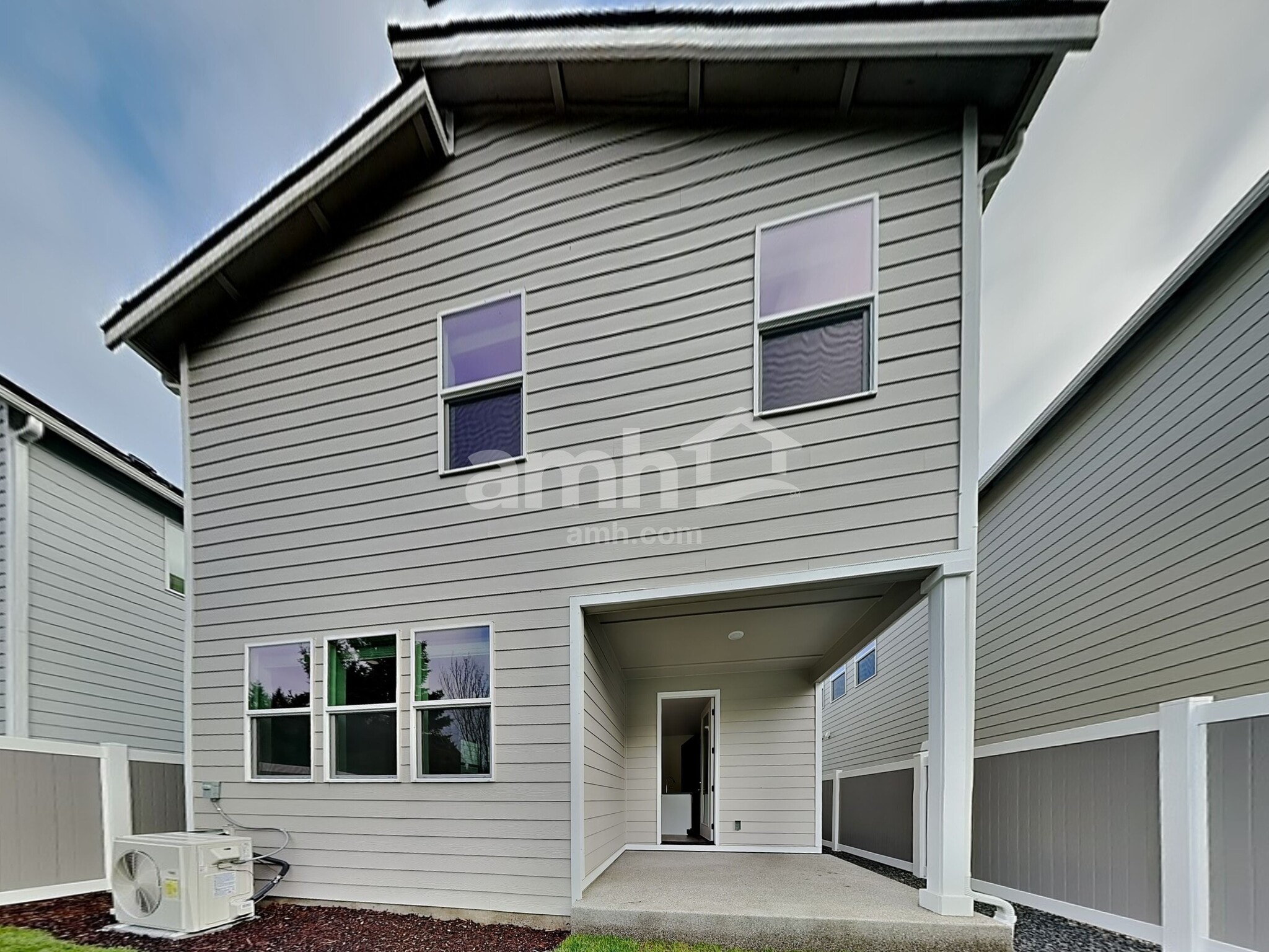 Building Photo - 5133 Turnstone St SE