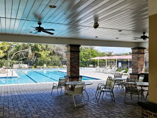 Building Photo - 6302 Magnolia Park Blvd