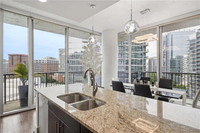 Building Photo - 1080 Peachtree St NE