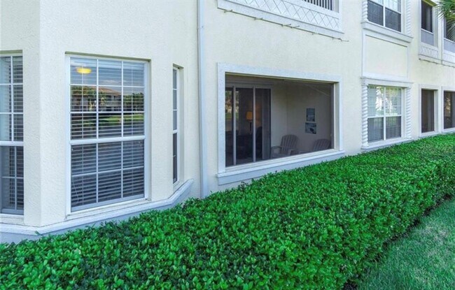 Building Photo - 1604 Triano Cir