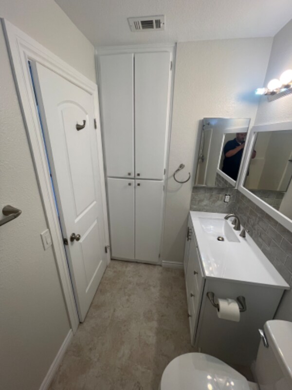 Building Photo - 1832 W Ave K11