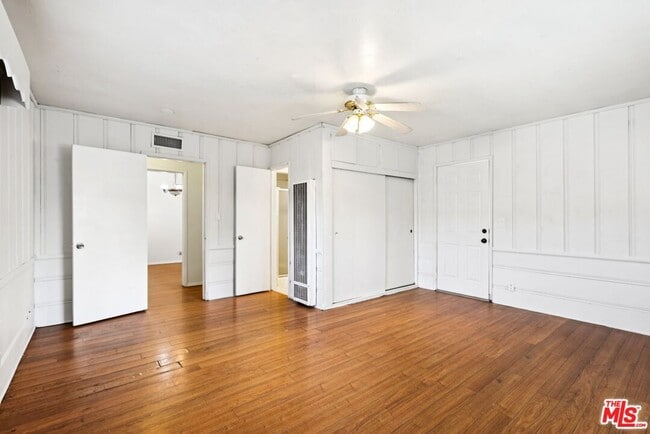 Building Photo - 6727 Orion Ave