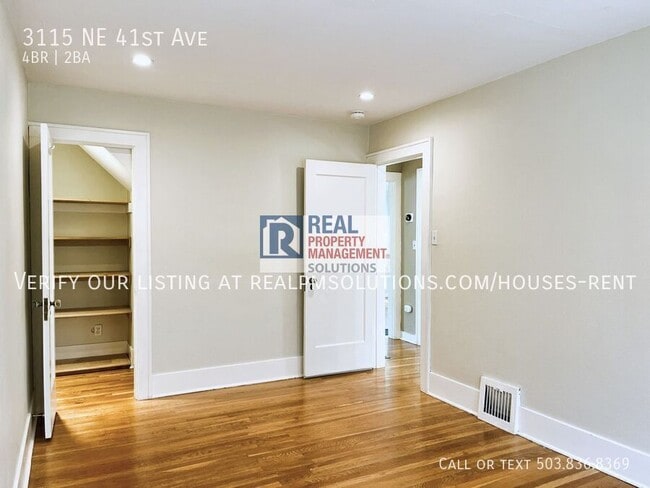 Building Photo - 3115 NE 41st Ave