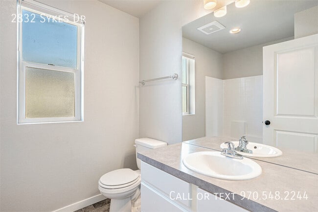 Building Photo - 2832 Sykes Dr