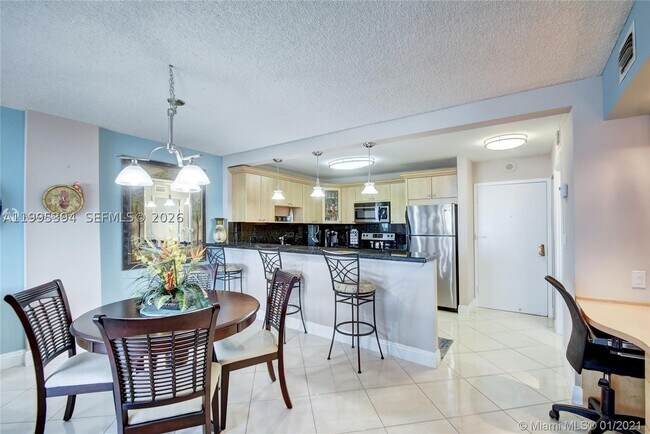 Building Photo - 3800 S Ocean Dr