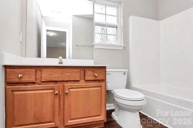 Building Photo - 6939 Brachnell View Dr