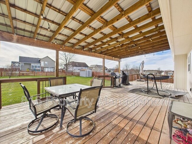 Building Photo - 1305 Aspen Dr