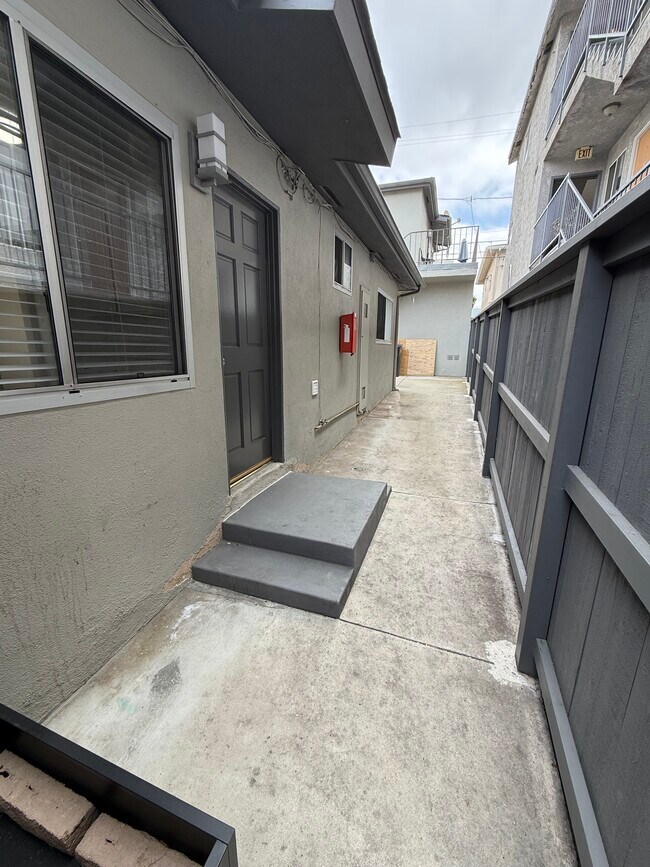 Private Back Patio - 140 Virginia St