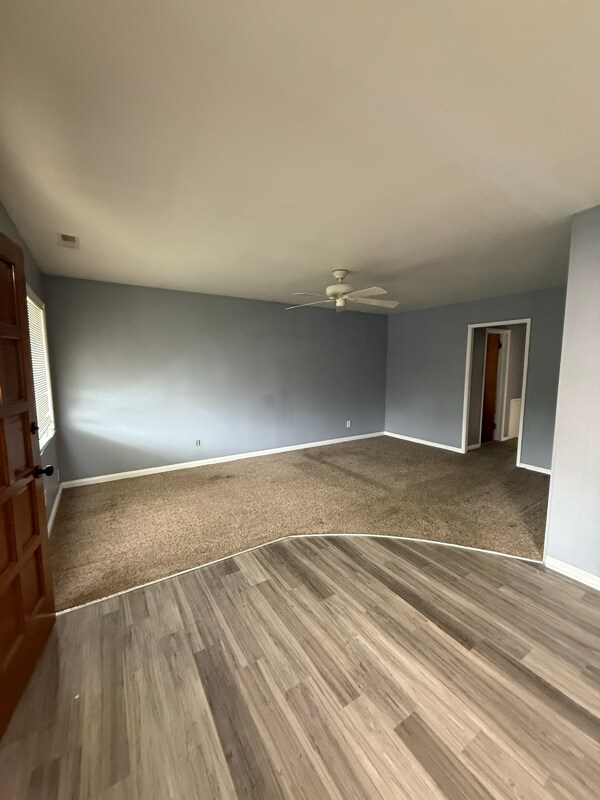 Building Photo - 6503 Vandalia Ave