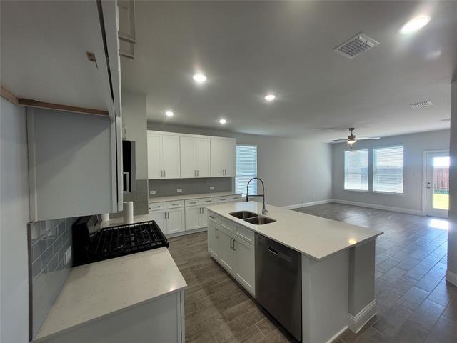 Building Photo - 2302 Doe Br Ln