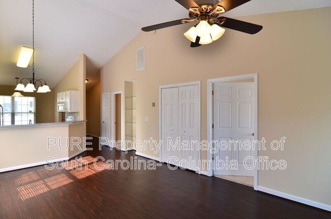 Building Photo - 112 Palm Ct