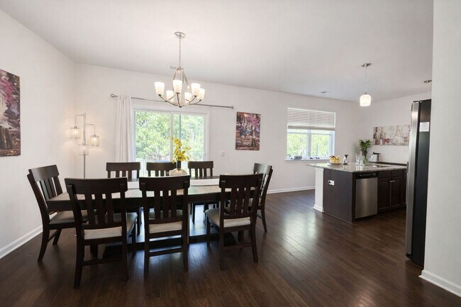 Building Photo - Highly Desirable 4 Bedroom Home with Serene Cul-de-Sac Living in Watergrass Community