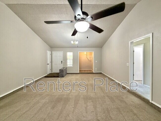 Building Photo - 14148 S Poplar Pl