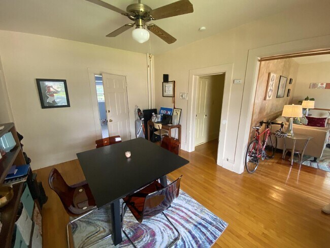 Building Photo - Spacious 1 Bedroom Upper Duplex Near Downtown Eau Claire - Available September 1st!