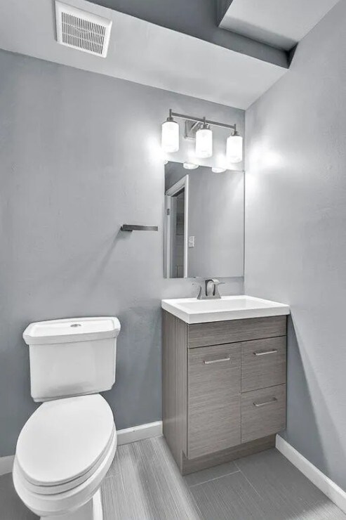 Building Photo - 6237 Constellation Dr