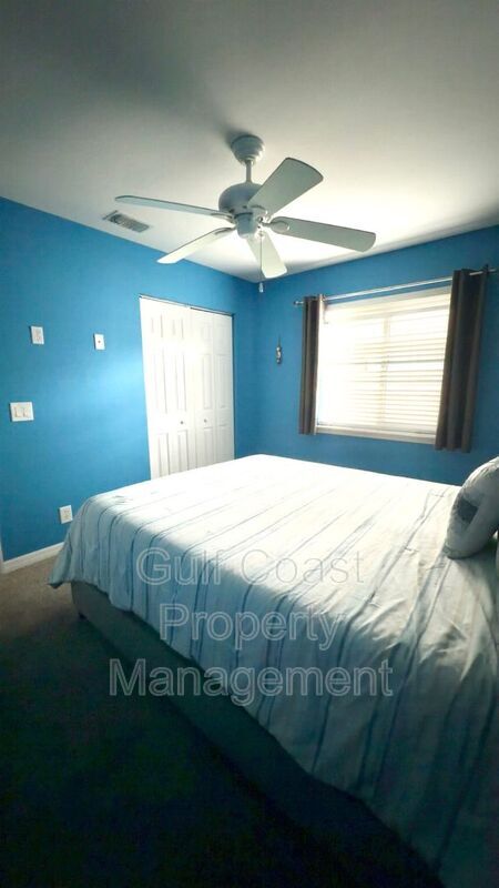 Building Photo - 11652 Pawley Ave