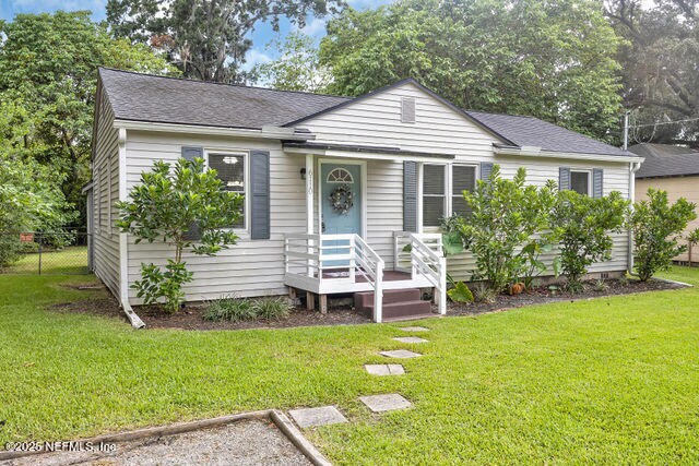 Building Photo - 6110 Lynnwood Ave