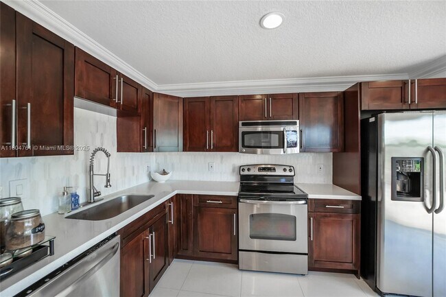 Building Photo - 16340 SW 75th St