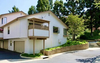 Building Photo - 4531 Chateau Dr