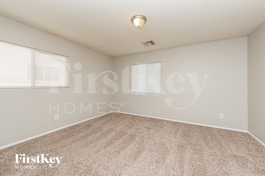 Building Photo - 4913 W Cherokee Run Ct