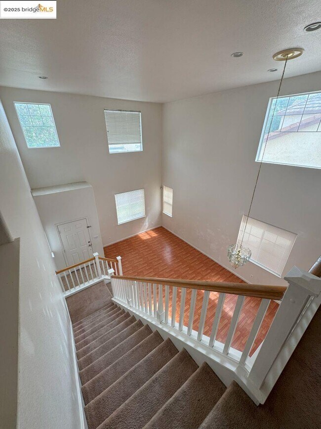 Building Photo - 645 Rockspray Cir