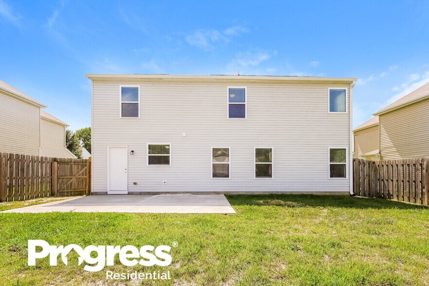 Building Photo - 11402 High Grass Dr