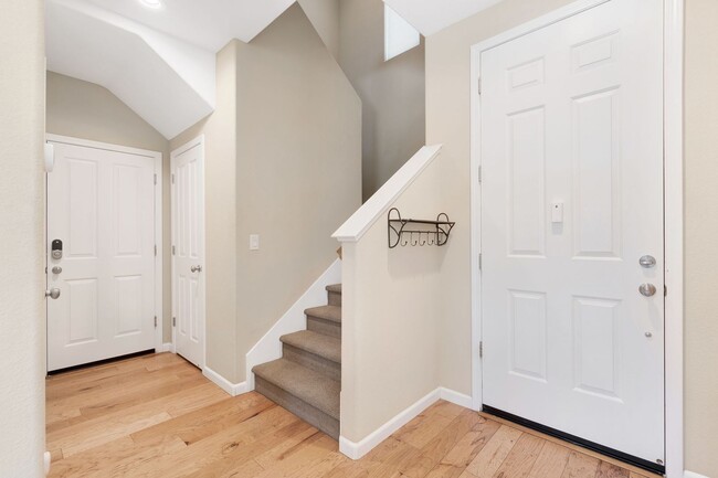 Building Photo - Beautiful East Davis Home