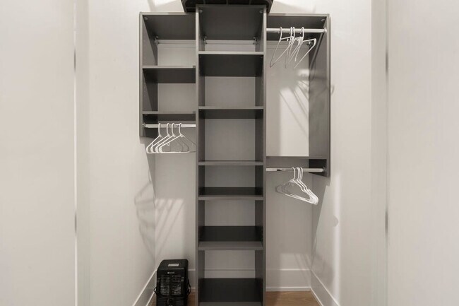 Building Photo - 318 W Grand Ave